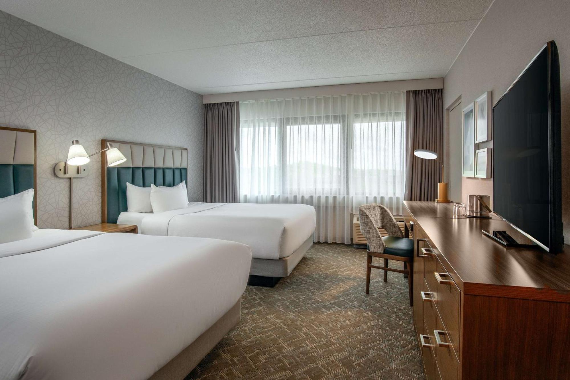 Doubletree By Hilton Boston/Westborough Hotel Екстериор снимка