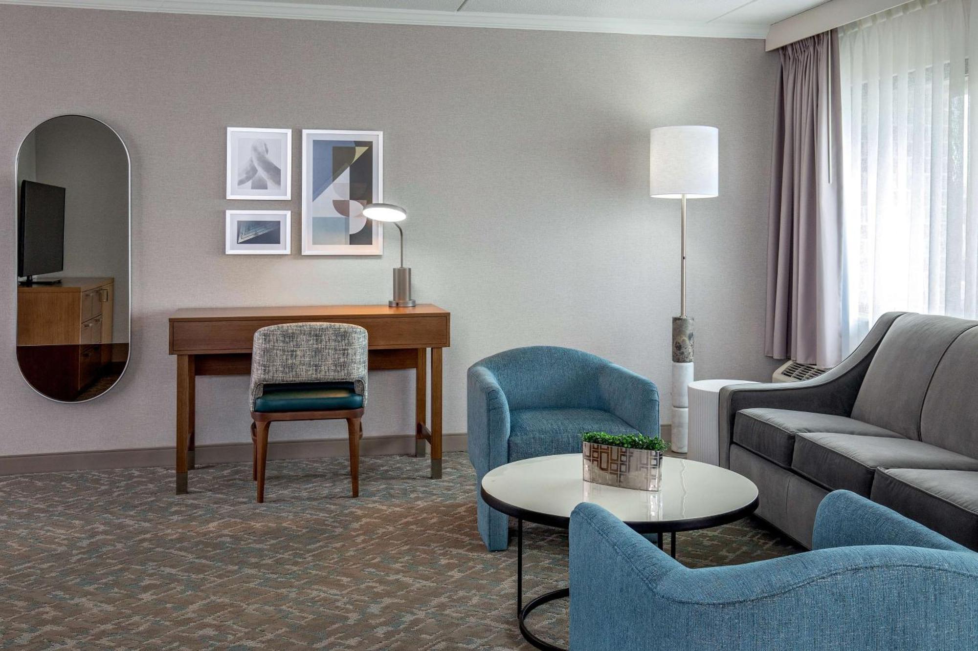 Doubletree By Hilton Boston/Westborough Hotel Екстериор снимка