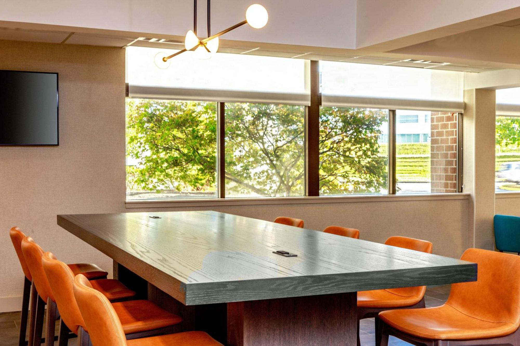 Doubletree By Hilton Boston/Westborough Hotel Екстериор снимка